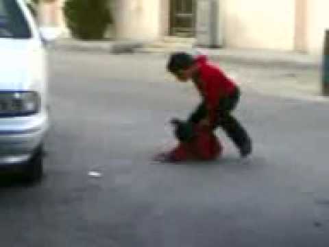 موقف مضحك ههههههههههه حلوووووووووووووووووووووووووو موقف مضحك ههههههههههه حلوووووووووووووووووووووووووو